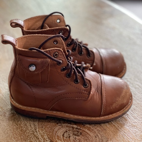 Mikoleon Boots.  Handmade. - Picture 2 of 4